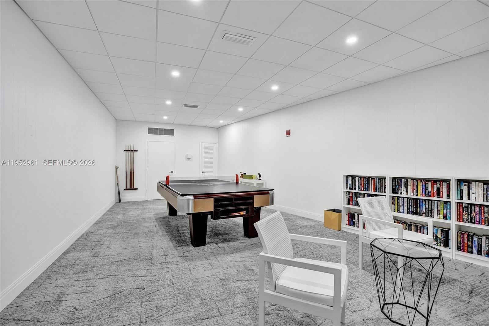 TWENTY TWO NINETY FIVE SO - Residential