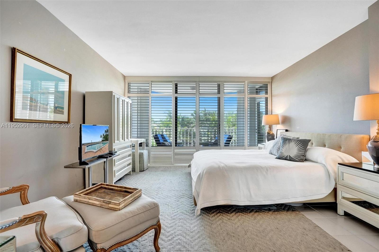 TWENTY TWO NINETY FIVE SO - Residential