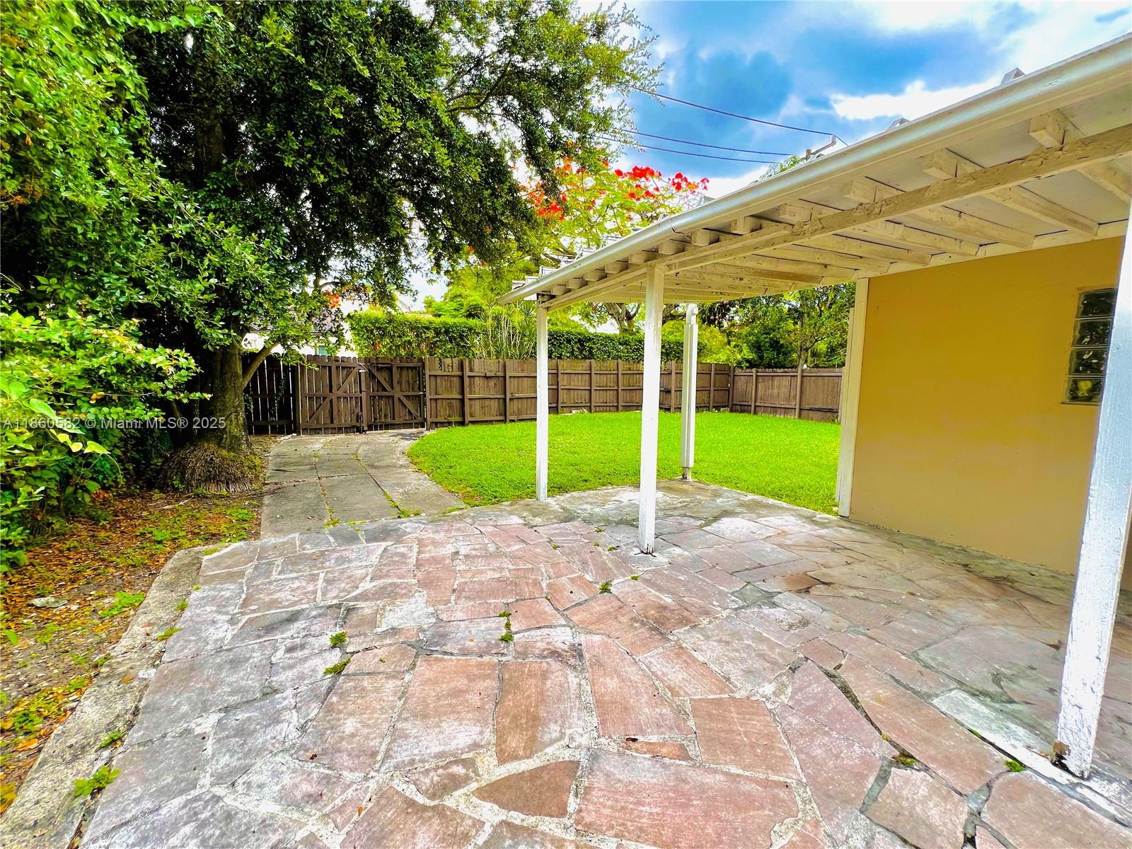 REV PL SEC 2 CC ESTATES - Residential