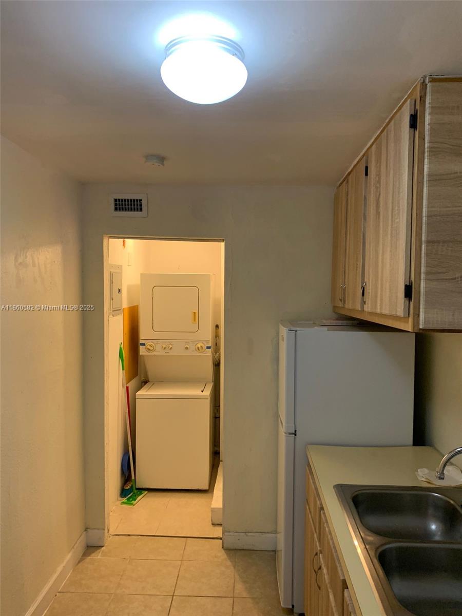 REV PL SEC 2 CC ESTATES - Residential