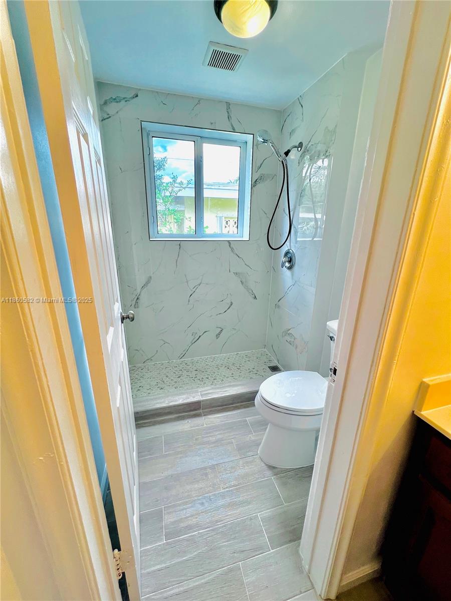 REV PL SEC 2 CC ESTATES - Residential