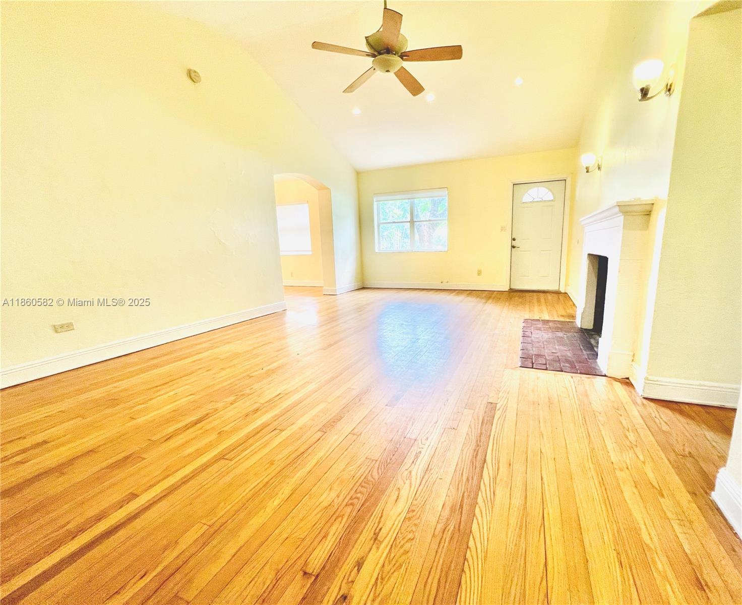 REV PL SEC 2 CC ESTATES - Residential