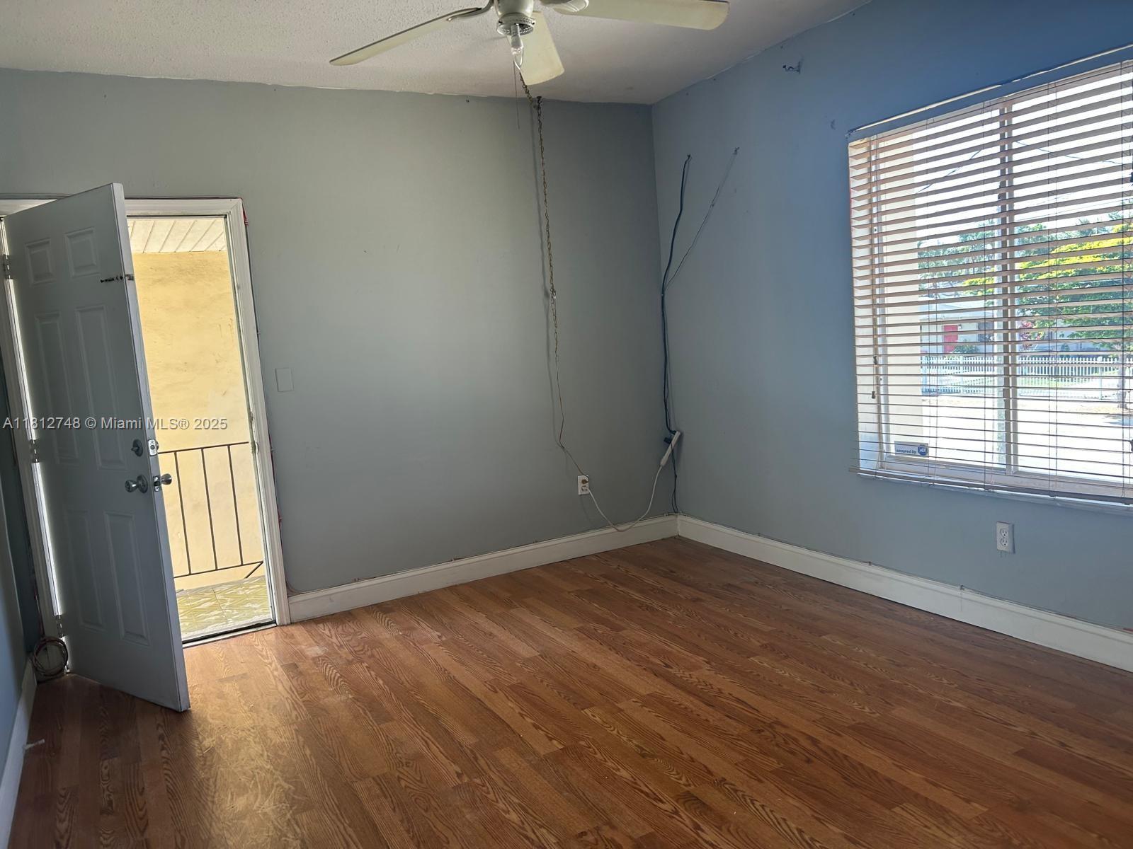3135 NW 28th St