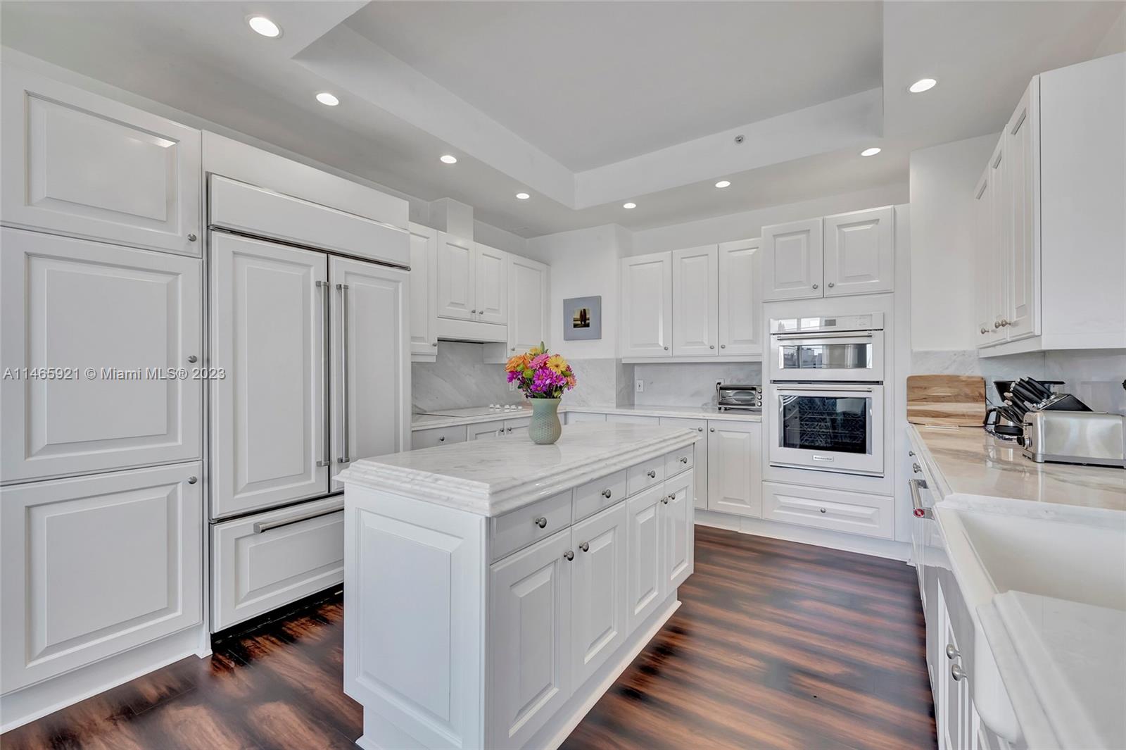 MEDITERRANEA CONDO - Residential