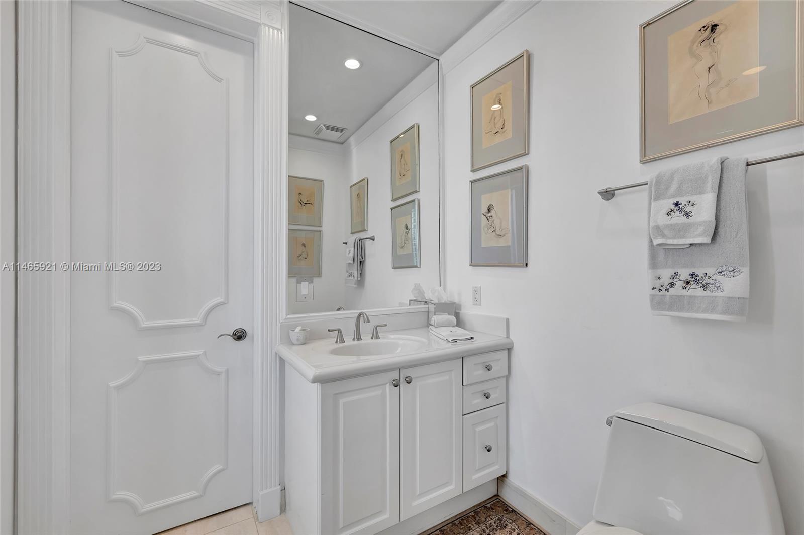 MEDITERRANEA CONDO - Residential