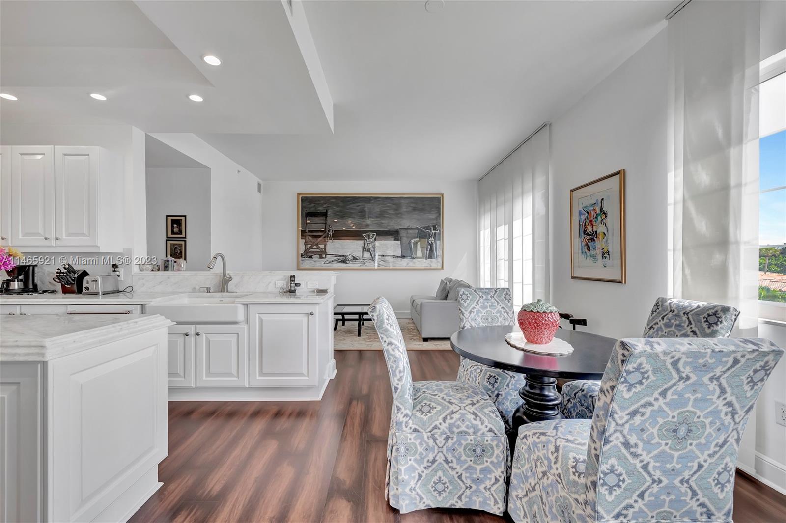 MEDITERRANEA CONDO - Residential