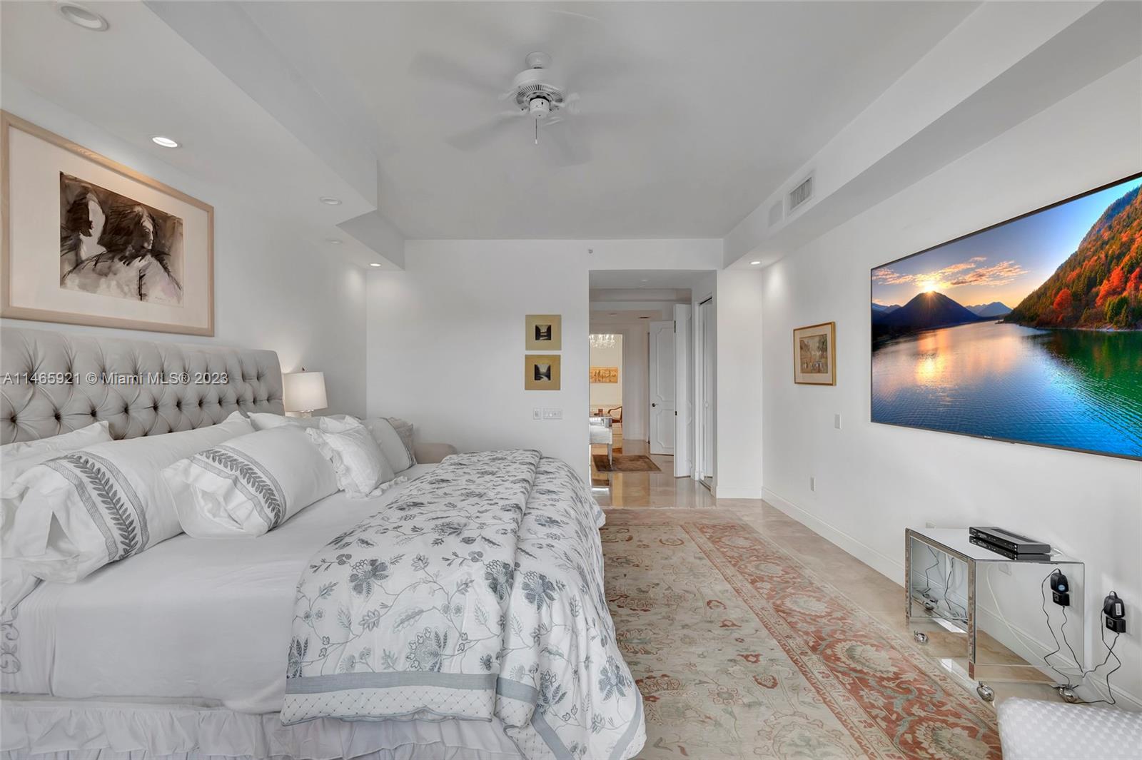 MEDITERRANEA CONDO - Residential