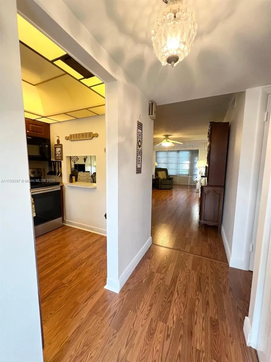 Sunrise, Florida 33322, United States, 1 Bedroom Bedrooms, ,1 BathroomBathrooms,Residential,Active,85363