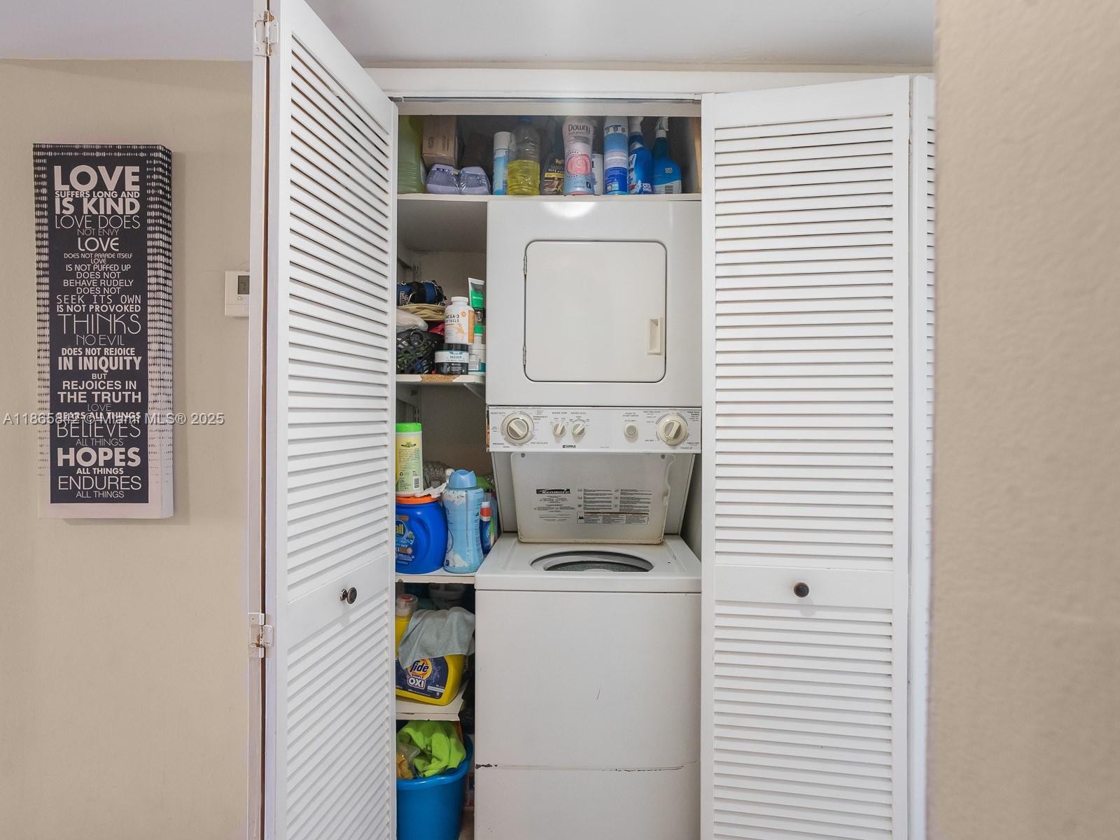 THE ISLANDER CLUB CONDO - Residential