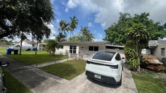 3000 N 72nd Way