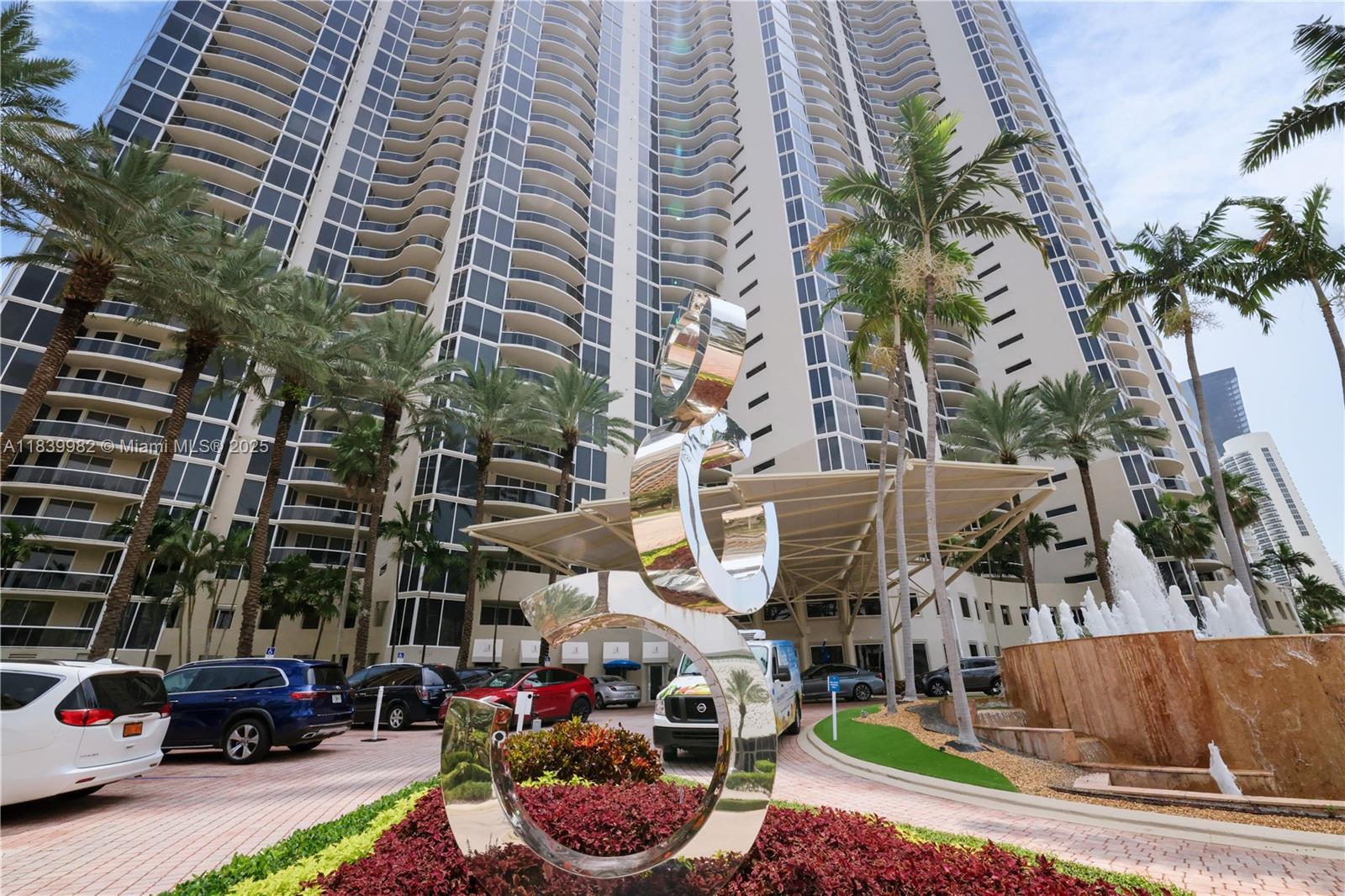 Enjoy the wonderful sunrises and sunsets of this beautiful unit, equipped for your stay in the famous city of Sunny Isles, located steps from a wide variety of restaurants, supermarkets, shops, banks, and entertainment.
In this building, the units have double views of Collins Avenue and the ocean, which you can enjoy from their spacious balconies.
A luxury building with many amenities for all ages. Valet parking available 24 hours a day.
Cable and internet service included. Beach service includes lounge chairs, umbrellas, and towels!
Don't hesitate, contact me to tour this unit and call it home right away.
Start living like you're on vacation every day.