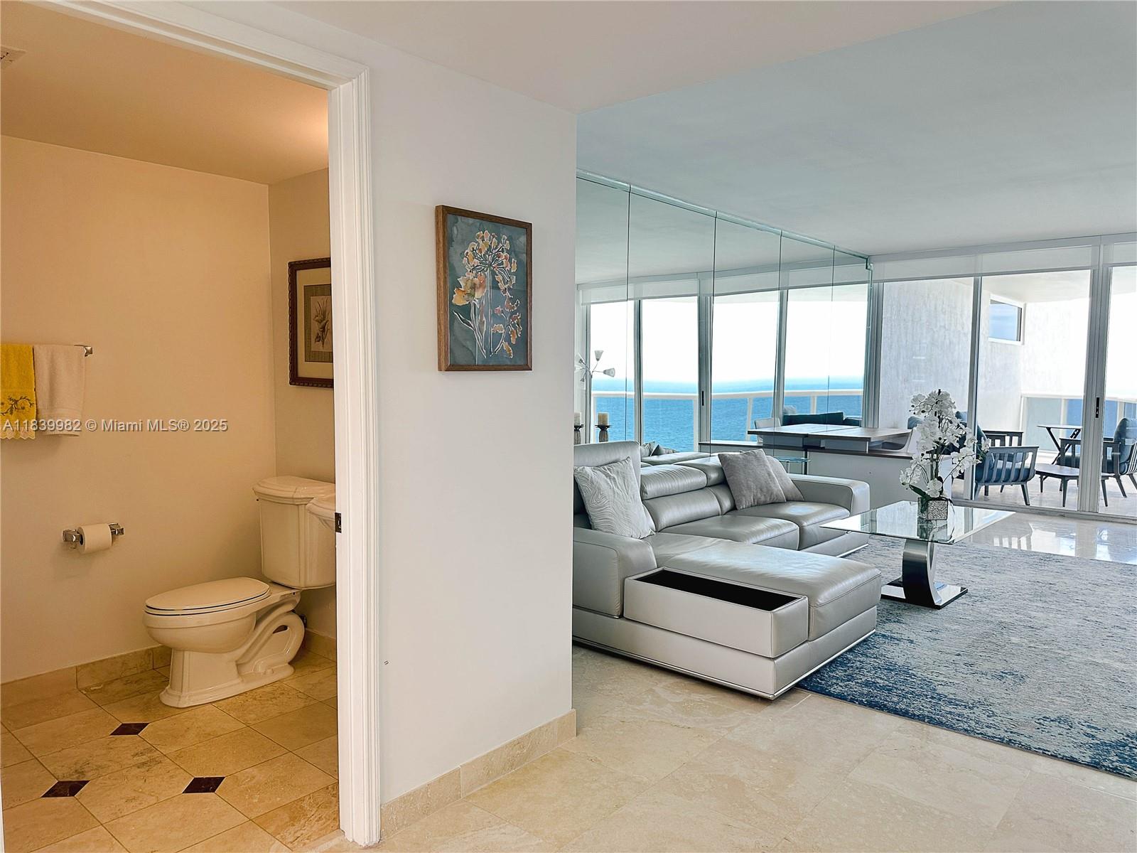 17555 Collins Ave 2006