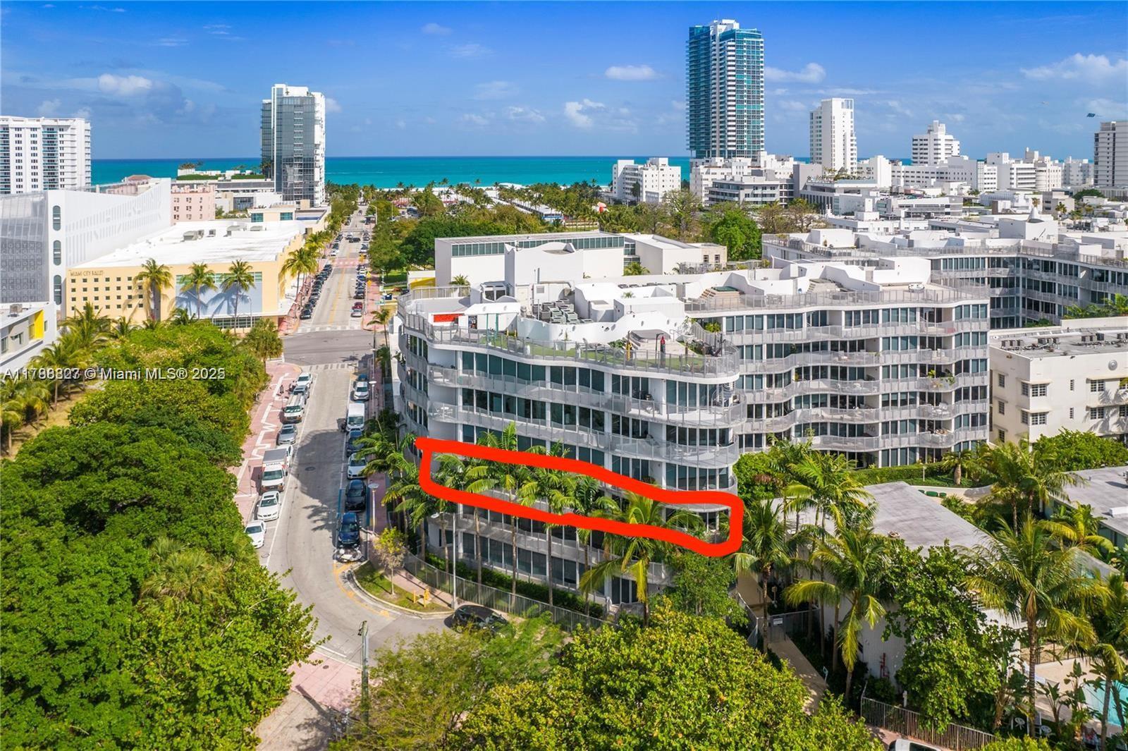 Property for Sale at 2155 Washington Ct 309, Miami Beach, Miami-Dade County, Florida - Bedrooms: 2 
Bathrooms: 2  - $1,075,000