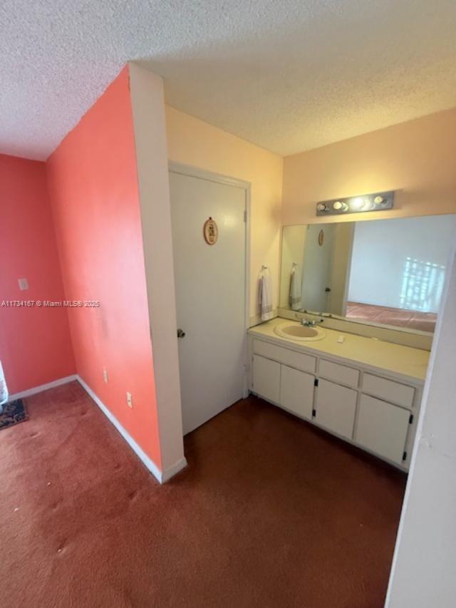 TERRA LAKE VILLAS CONDO - Residential