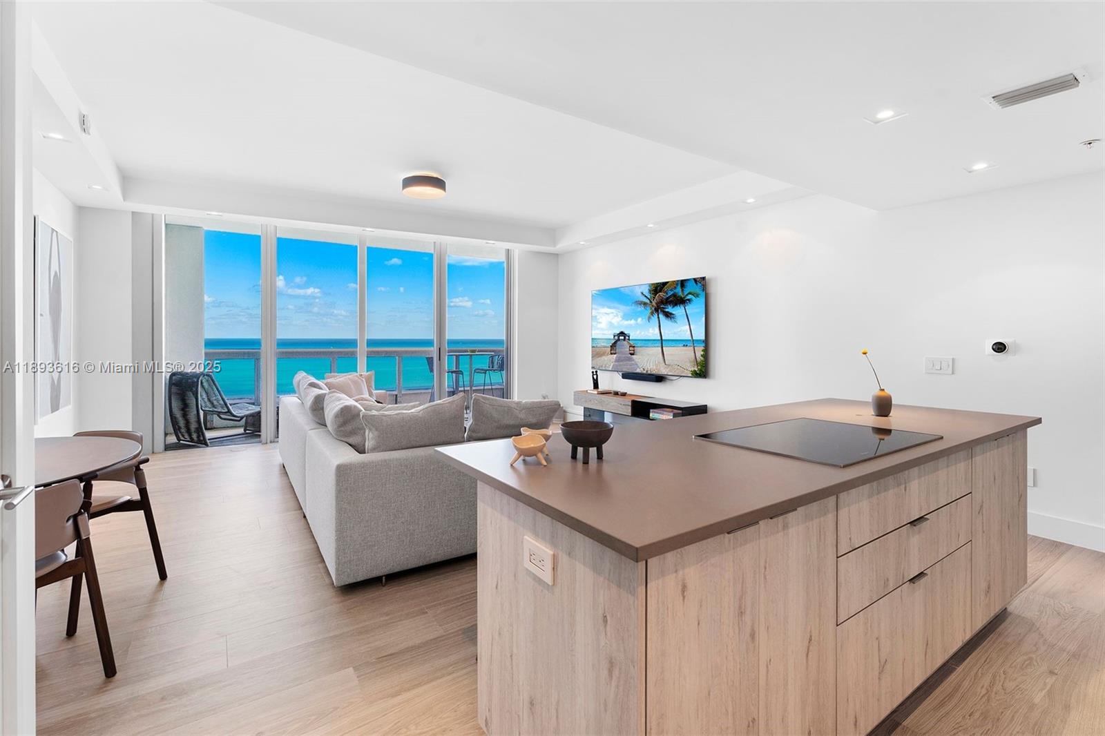 NORTH CARILLON BEACH COND - Residential Lease