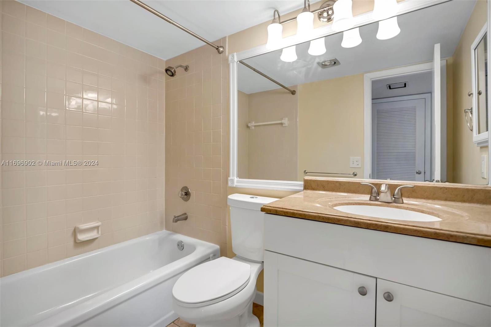 CYPRESS BEND I-D CONDO - Residential