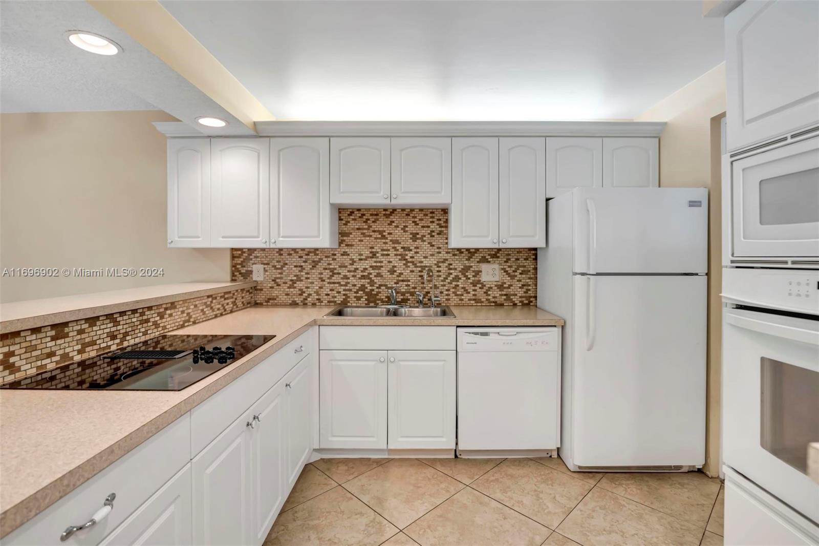 CYPRESS BEND I-D CONDO - Residential