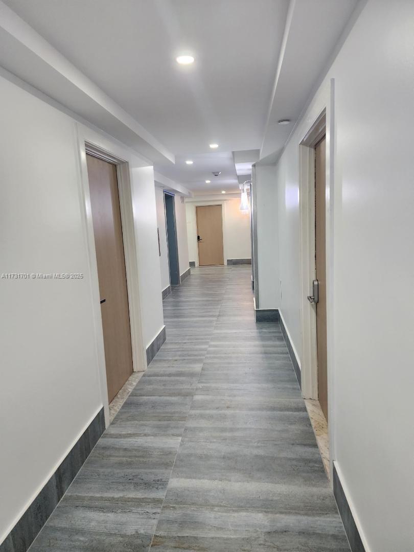 SEASONS CONDO - Residential