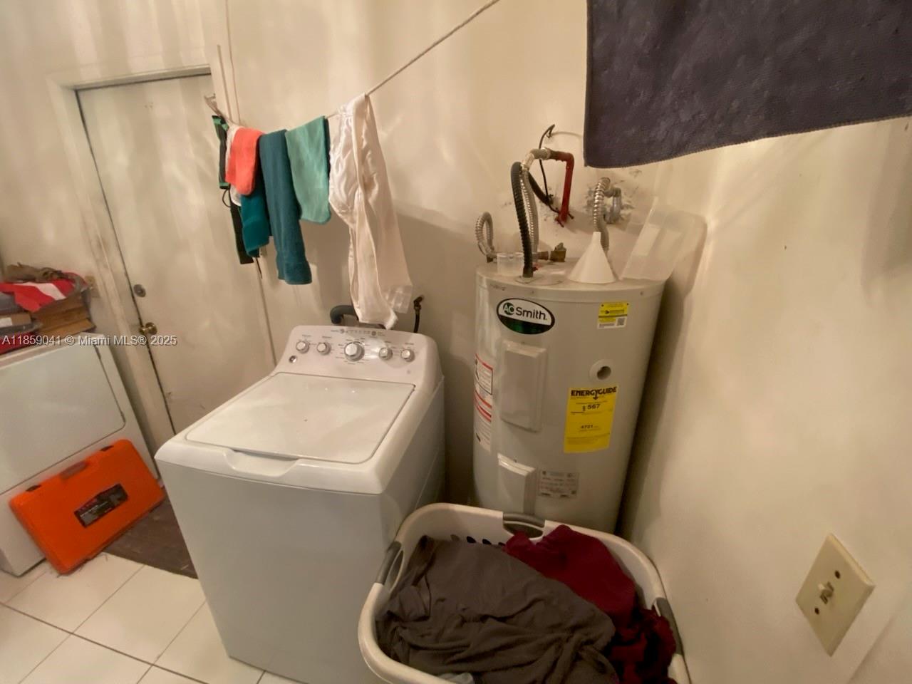 MEADOW WOOD MANOR #4 - Residential