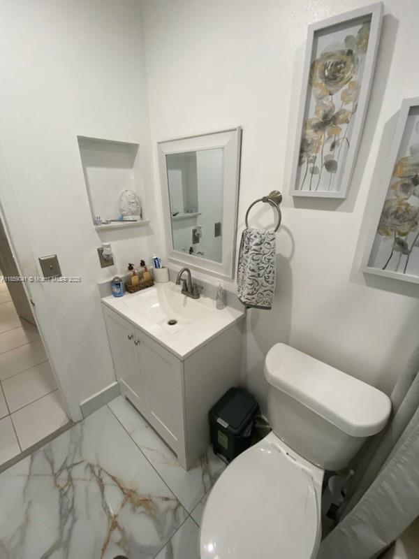 MEADOW WOOD MANOR #4 - Residential