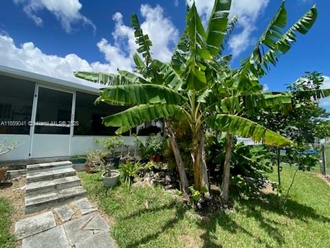 MEADOW WOOD MANOR #4 - Residential