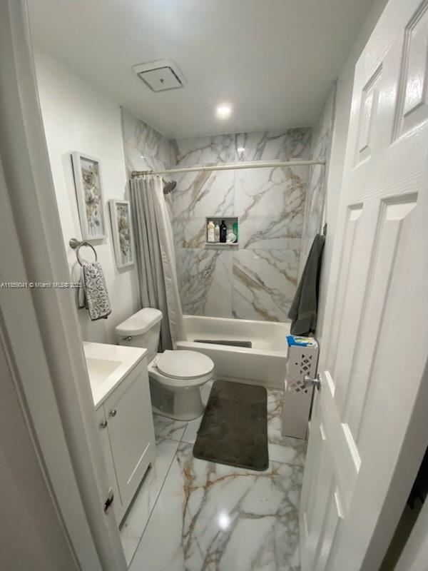 MEADOW WOOD MANOR #4 - Residential