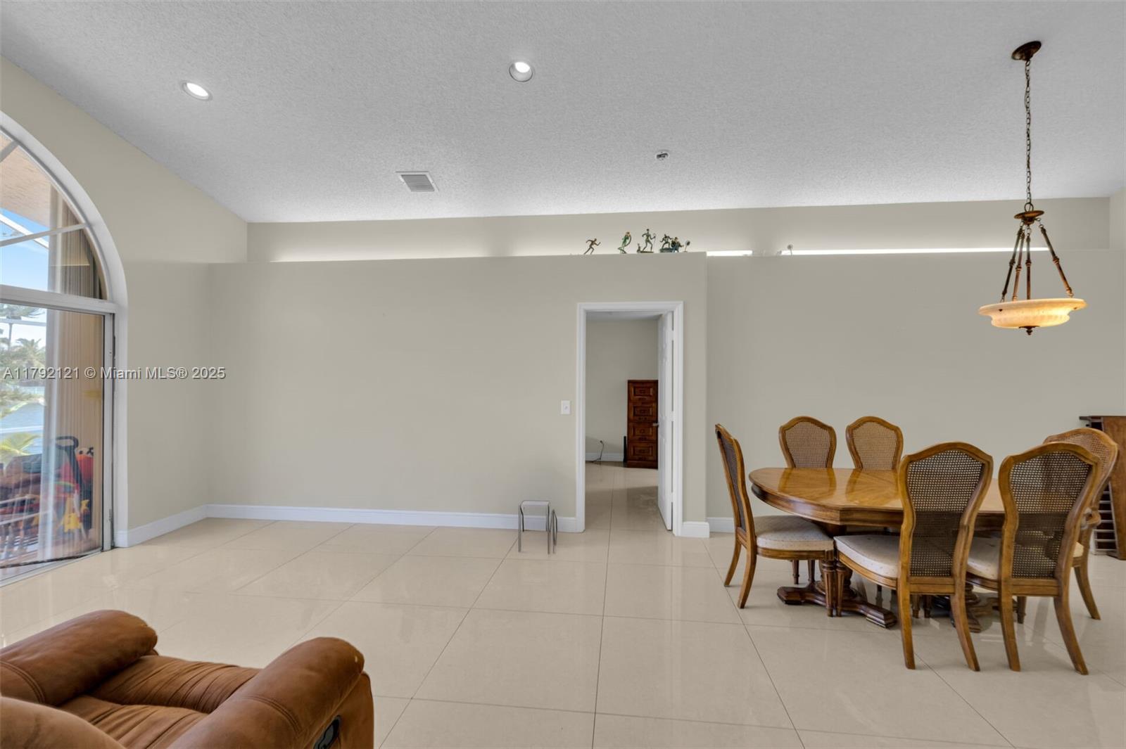 SILVER LAKES PHASE III - Residential