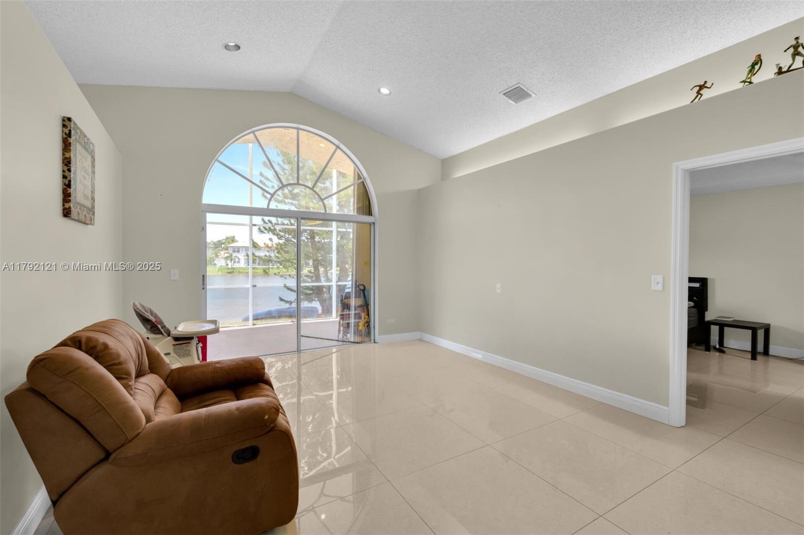 SILVER LAKES PHASE III - Residential