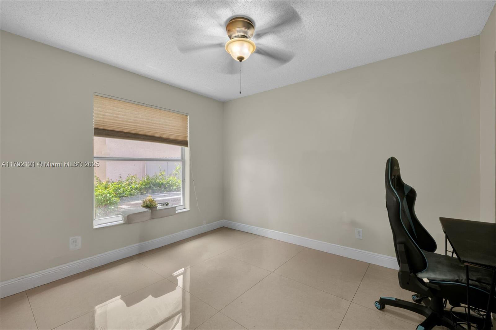 SILVER LAKES PHASE III - Residential