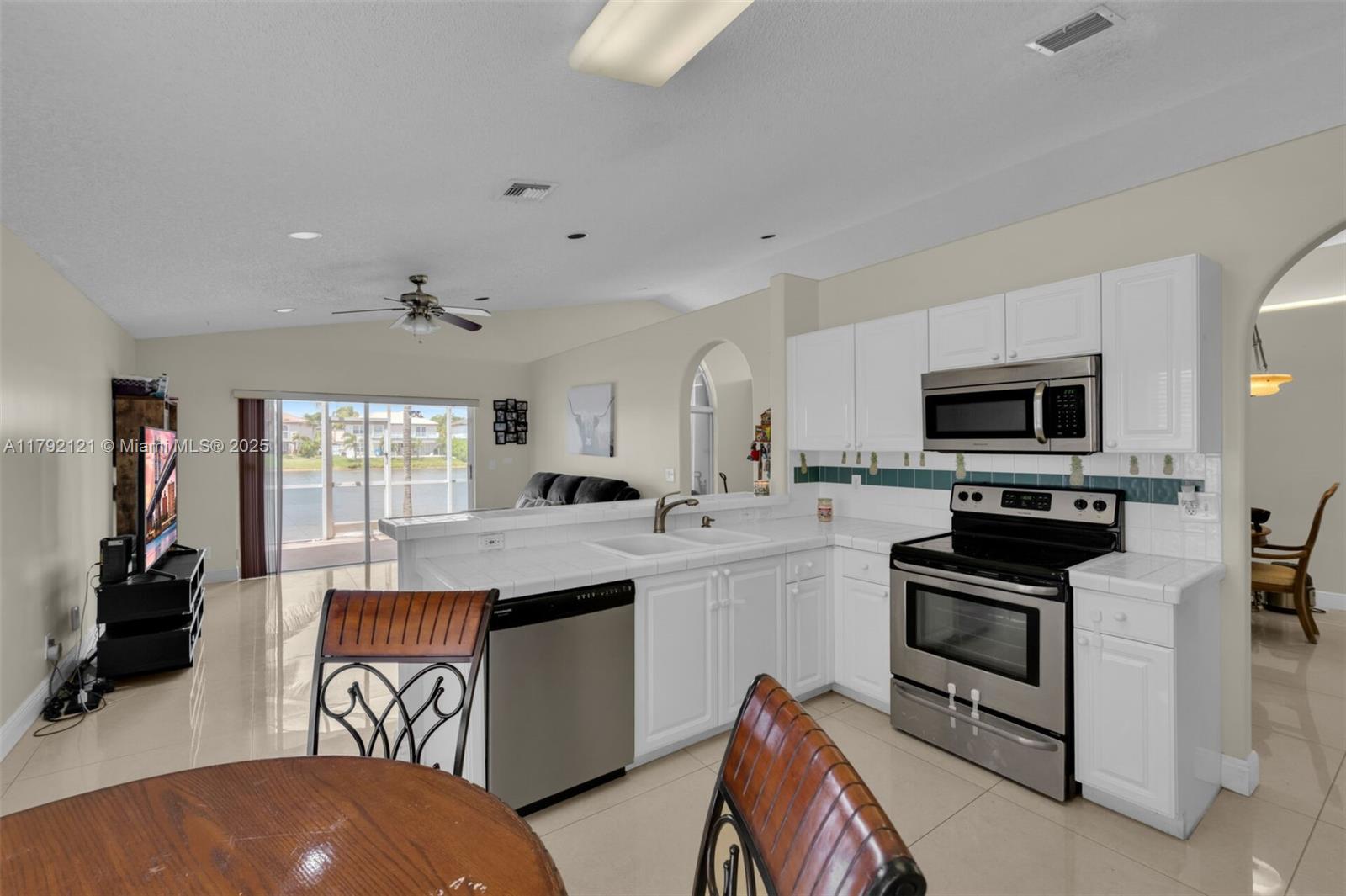 SILVER LAKES PHASE III - Residential