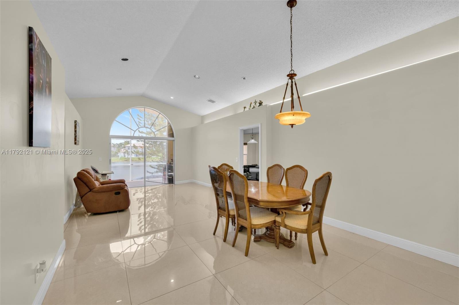 SILVER LAKES PHASE III - Residential