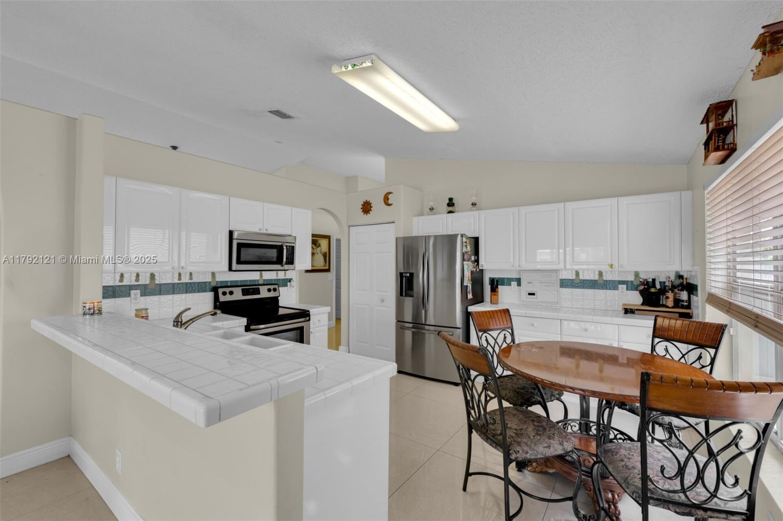 SILVER LAKES PHASE III - Residential