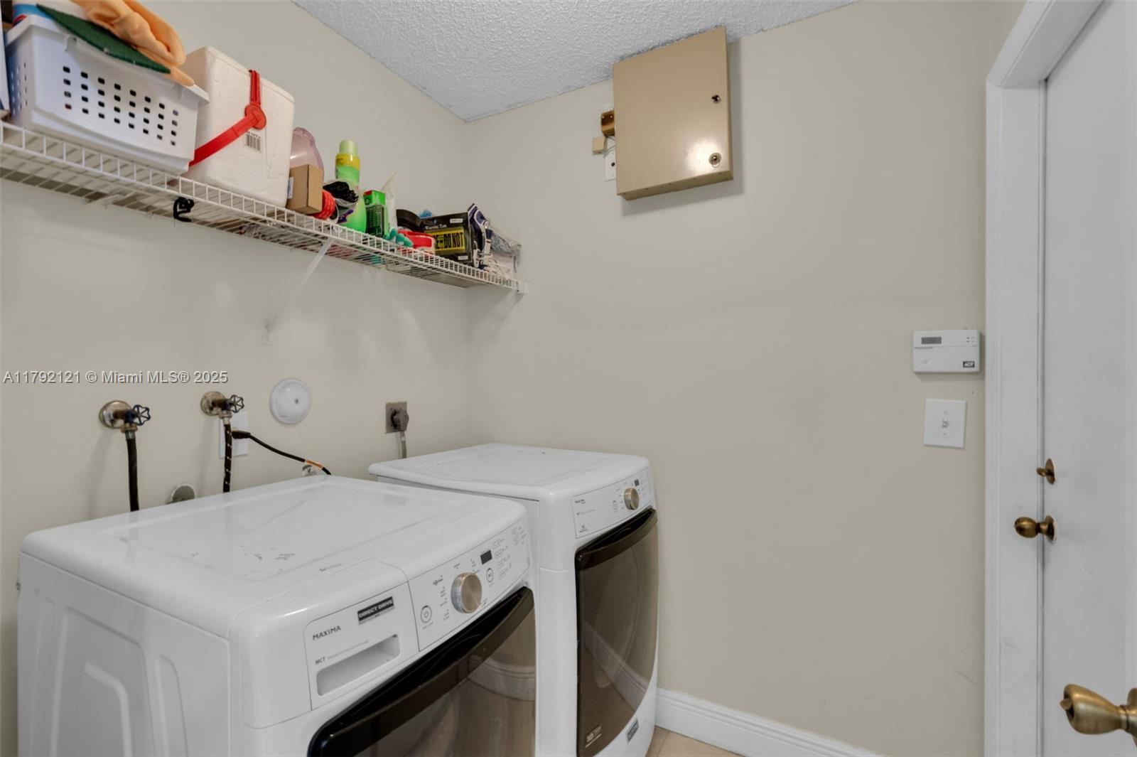 SILVER LAKES PHASE III - Residential