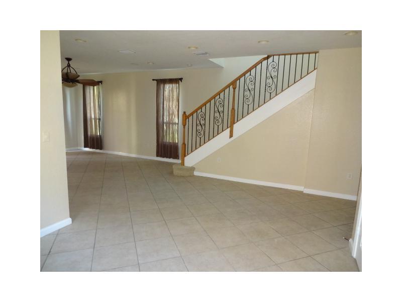 PORTOFINO ESTATES - Residential Lease