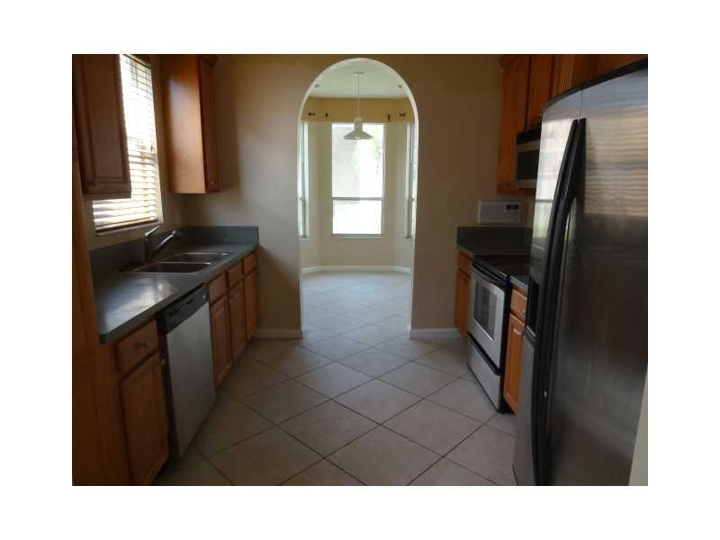 PORTOFINO ESTATES - Residential Lease