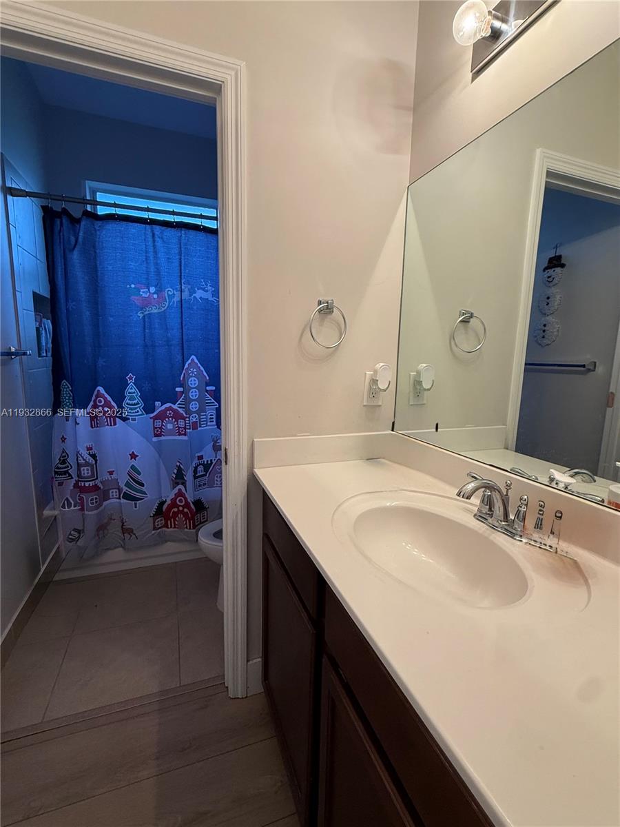 HEMINGWAY POINT - Residential