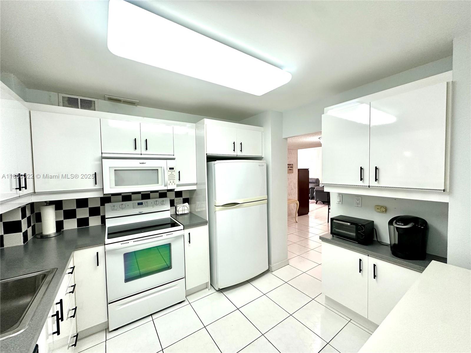 1950 S Ocean Dr 7E