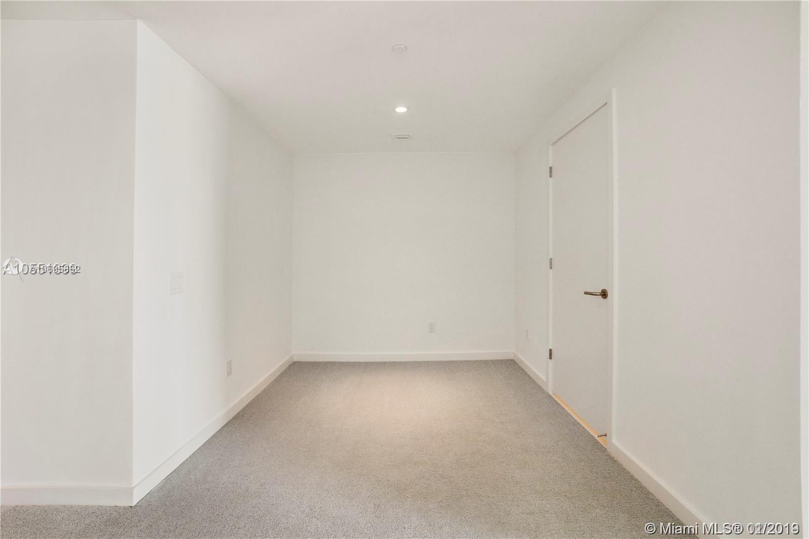 PARAISO BAYVIEWS CONDO - Residential Lease