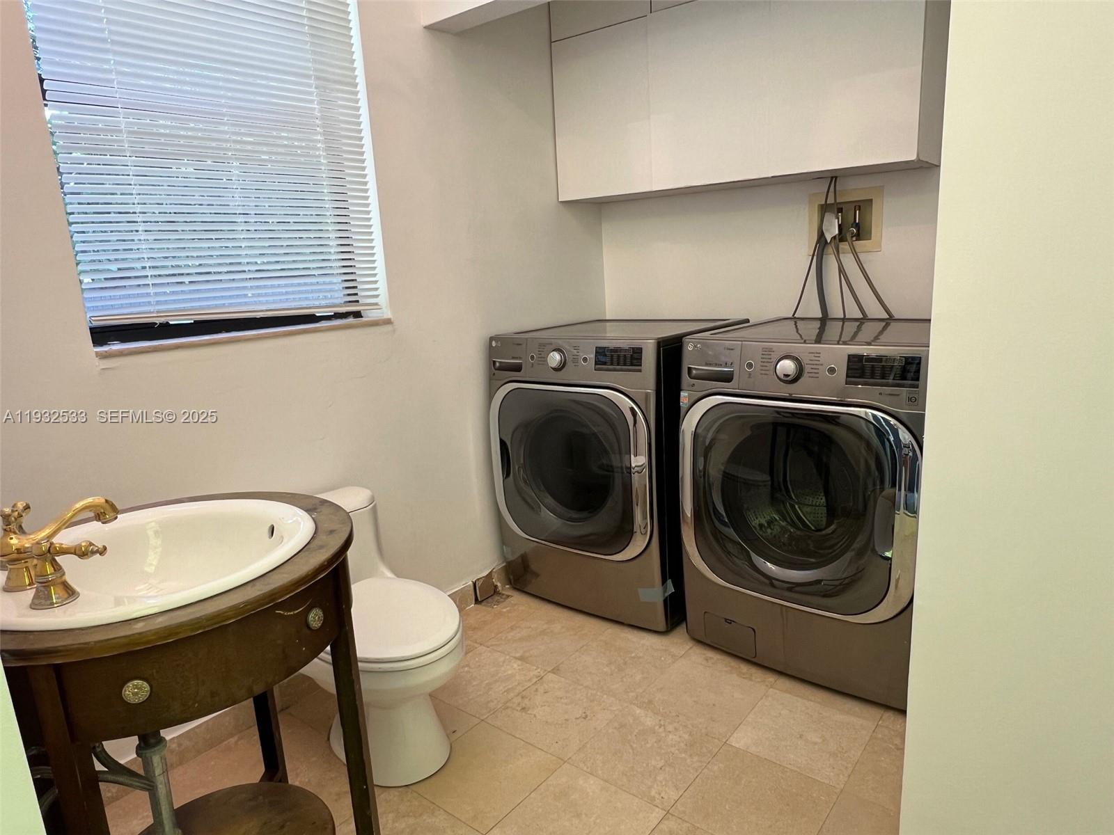 SURPRISE LAKE - Residential