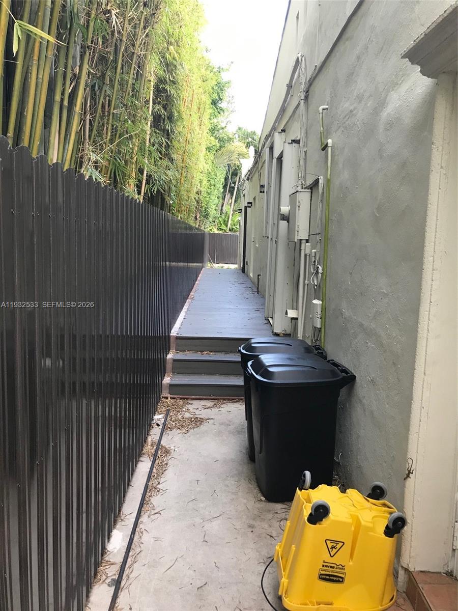 SURPRISE LAKE - Residential