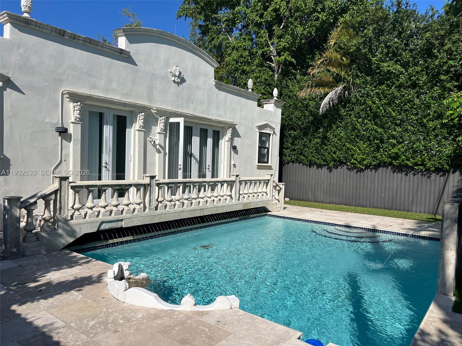 SURPRISE LAKE - Residential