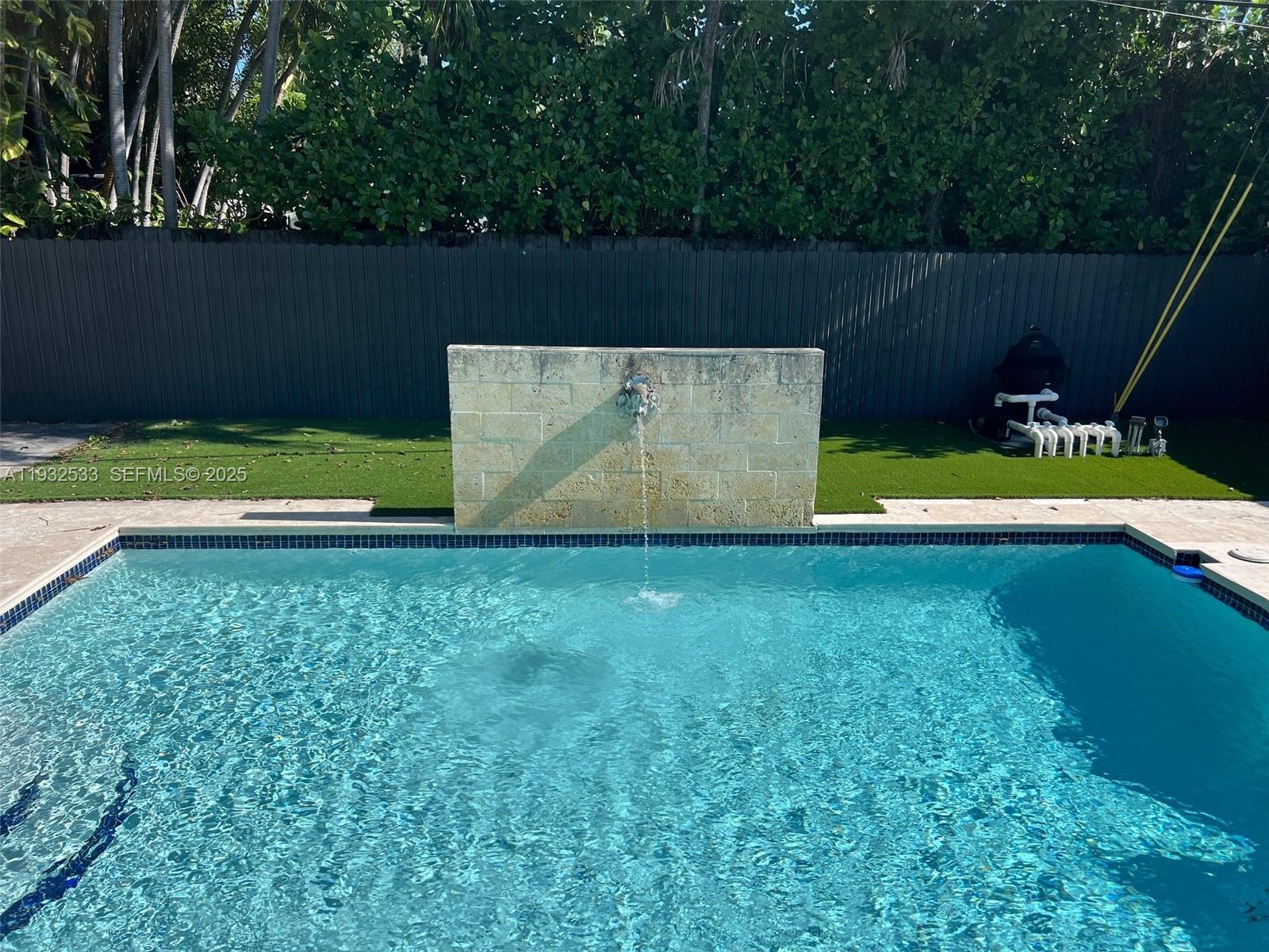 SURPRISE LAKE - Residential