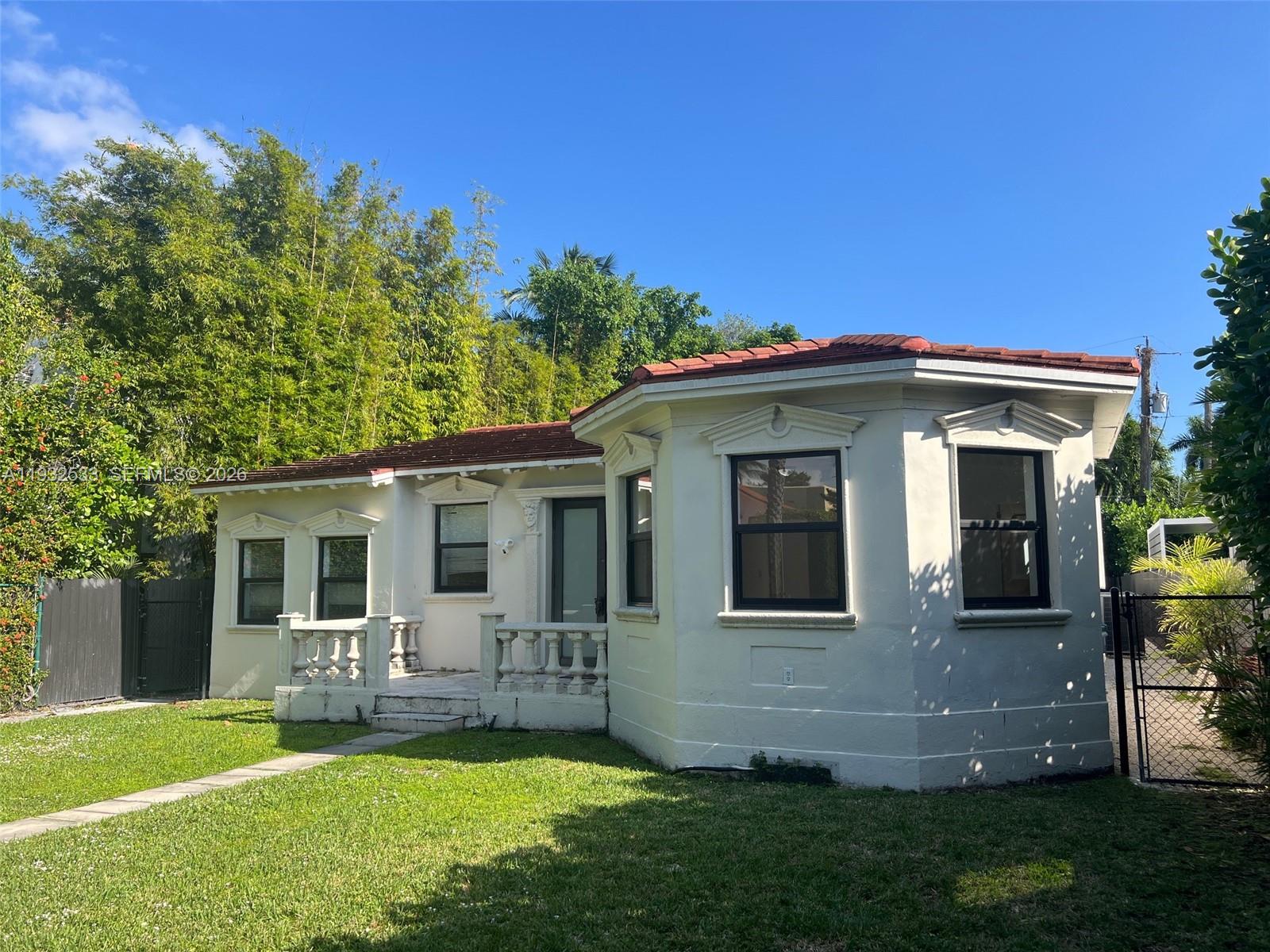 SURPRISE LAKE - Residential