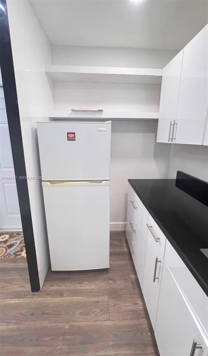 WINSTON PARK UNIT ONE - Residential Lease