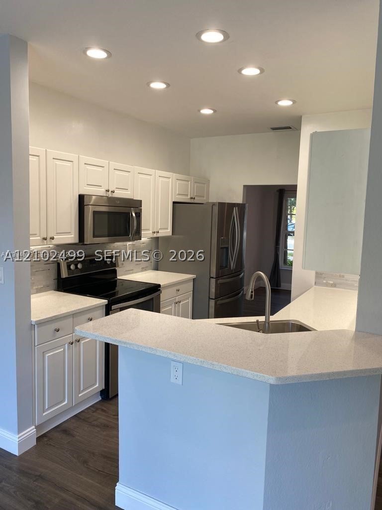667 NW 170th Ter 667