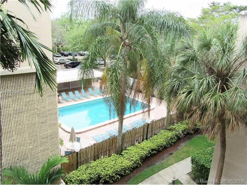 Royal Palm At Plantation - Residential Lease