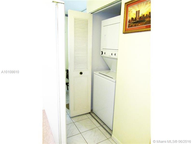 Royal Palm At Plantation - Residential Lease