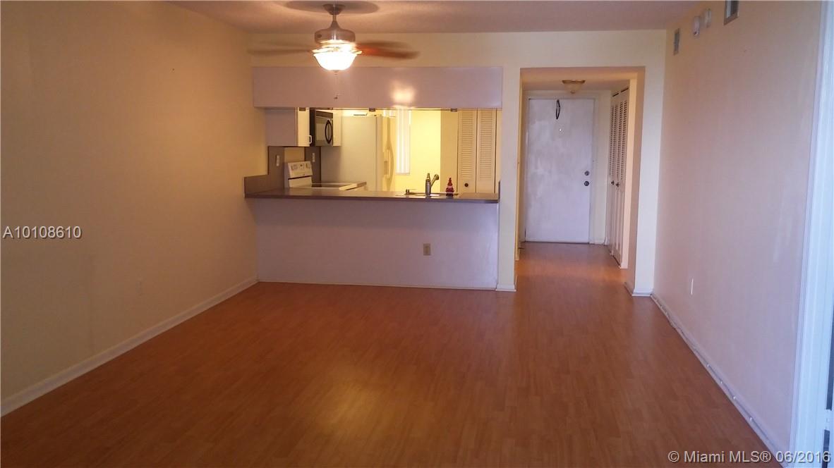 Royal Palm At Plantation - Residential Lease