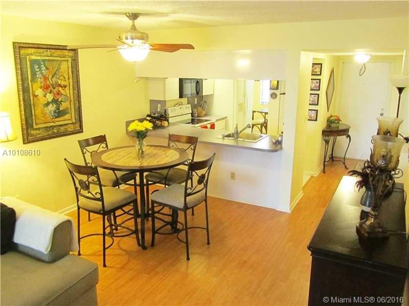 Royal Palm At Plantation - Residential Lease