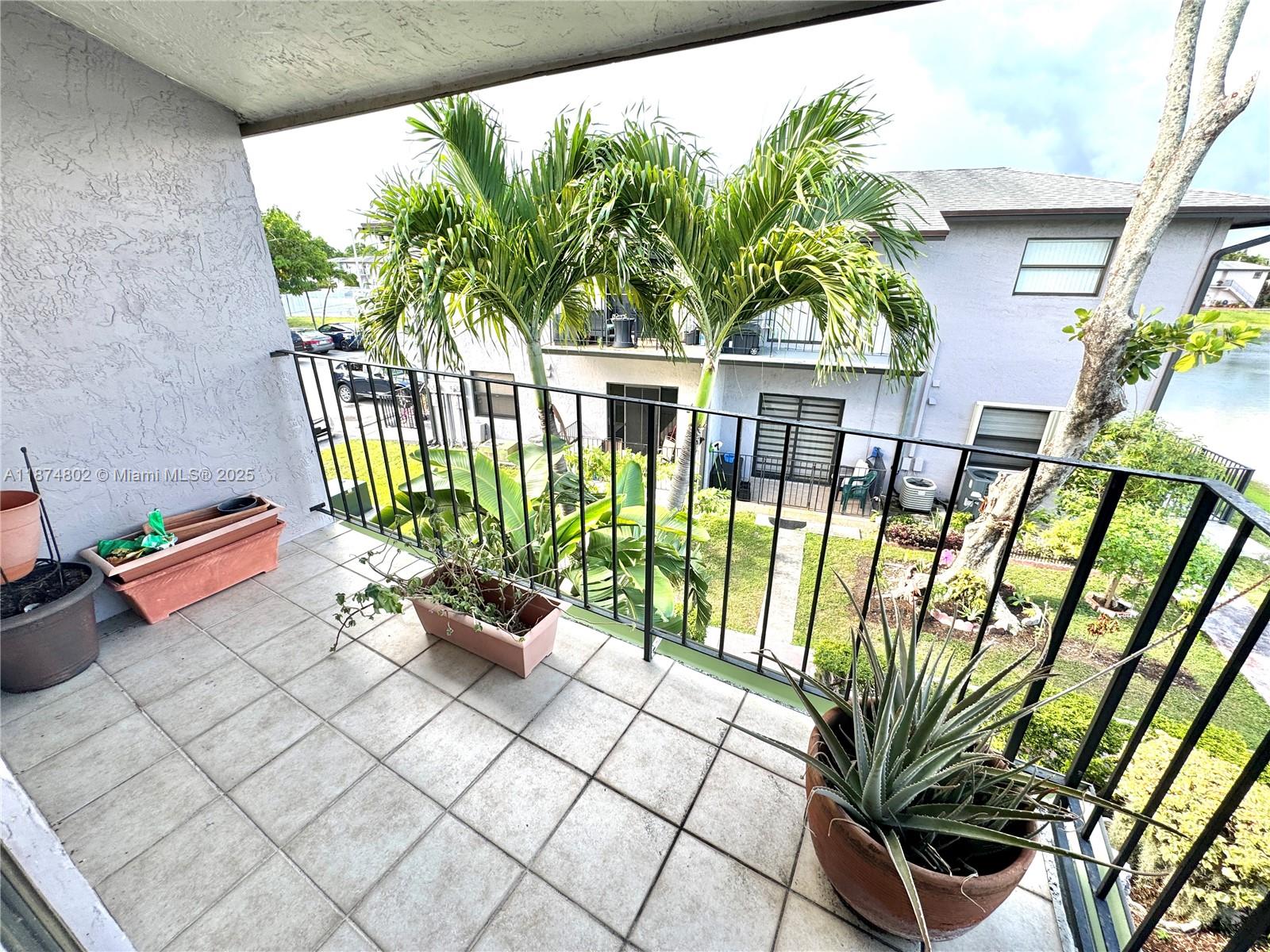 PLAYA LAGO CONDO PH II - Residential